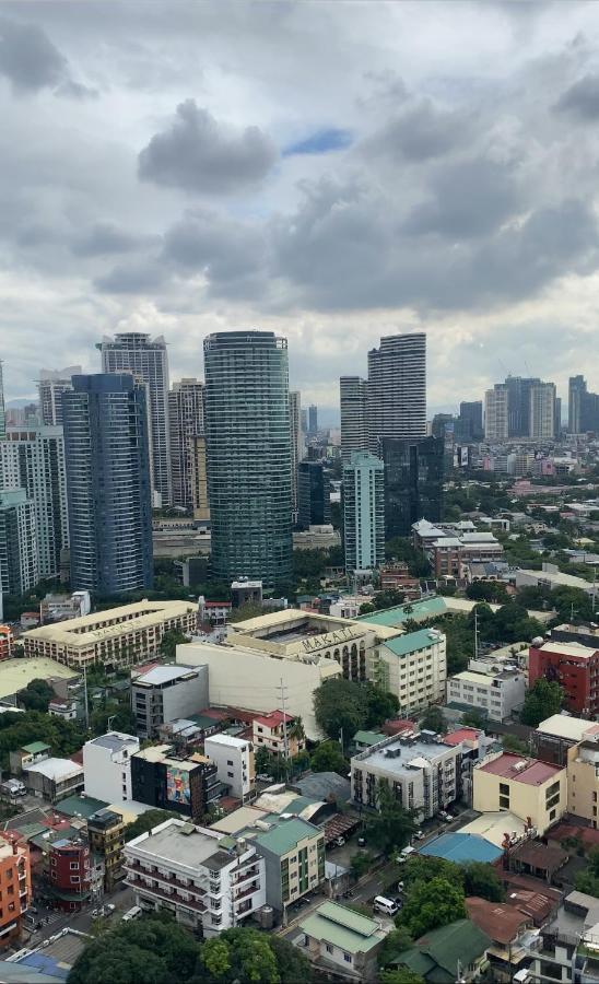 Makati Isabela Luxury Apartment *
