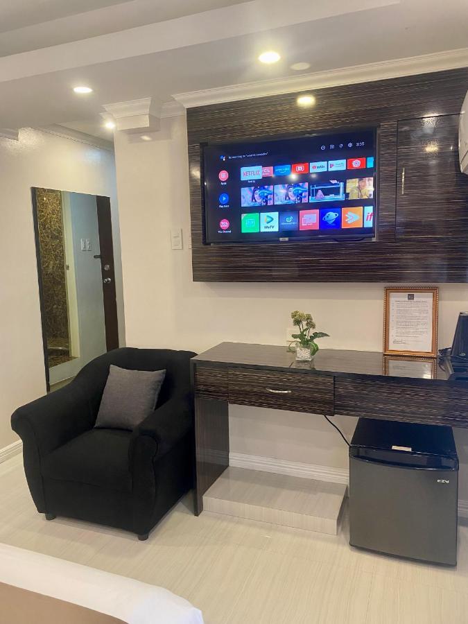 Makati Isabela Luxury